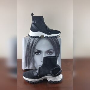 JLO by Jennifer Women's Cement 82 Size 10M